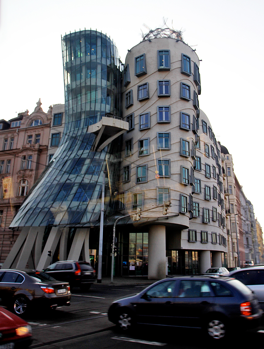 The dancing house