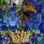Procession: Various samba schools each have around 3,500 to 4,000 performers. (c) AFP/Getty Images