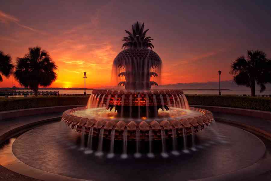 Charleston Pineapple Fountain. Image credit not found. TravelSeeLove.com does not claim any rights whatsoever to this image.